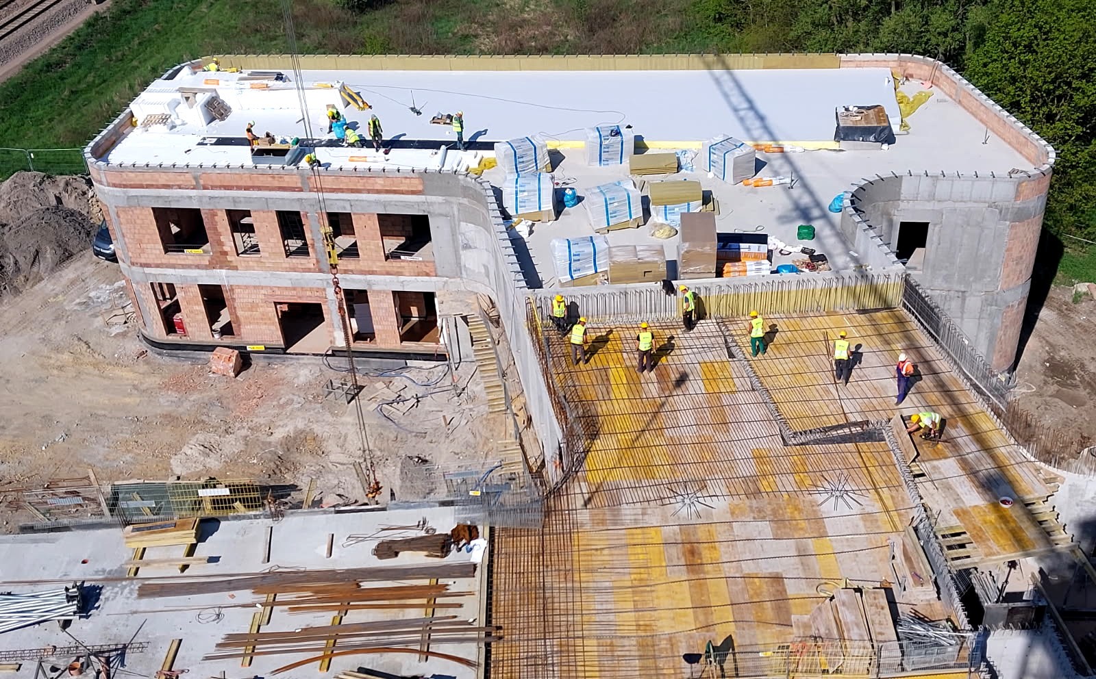 Kolejny etap budowy Centrum Edukacyjnego w Wielkich Drogach zakończony